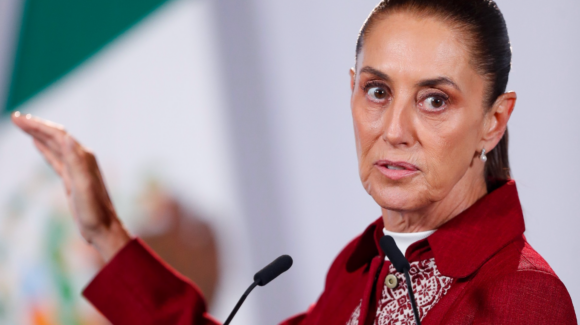 Sheinbaum cuestiona prueba PISA tras exhibir rezago de México y defiende la Nueva Escuela Mexicana