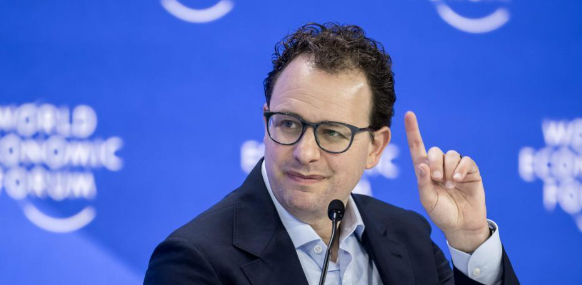 CEO de Anthropic pide frenar el ritmo de la Inteligencia Artificial y advierte sobre riesgos de seguridad