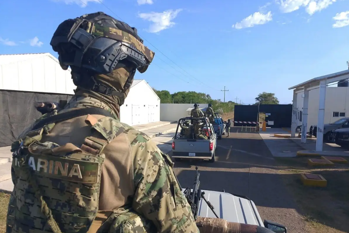 Harfuch refuerza seguridad en Mazatlán con mil 800 elementos adicionales por instrucciones de Sheinbaum