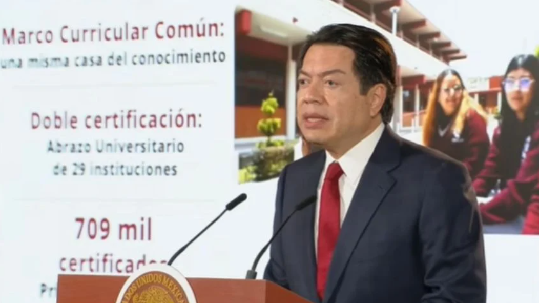 Mario Delgado reporta avances educativos y 19.5 millones de becarios en México durante el Segundo Informe