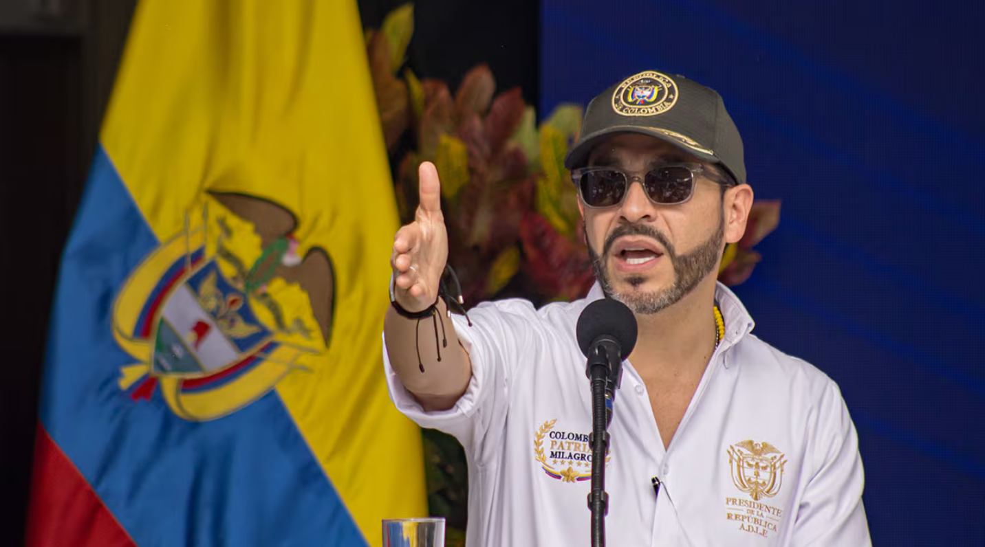Presidente de Colombia lanza advertencia a criminales más buscados tras operativo en Santa Marta