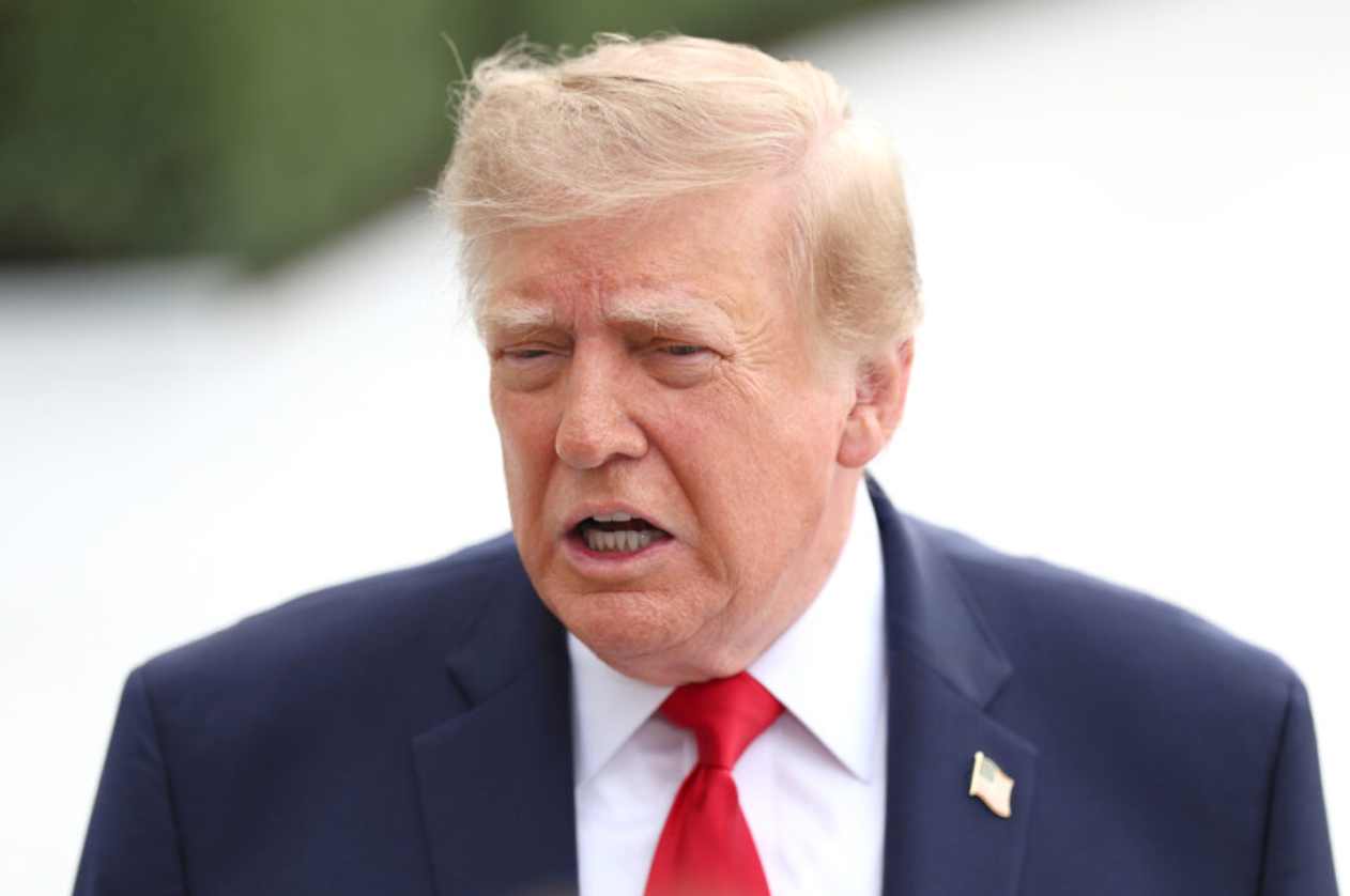 Trump descarta una intervención militar en Cuba y asegura un posible acuerdo con la isla