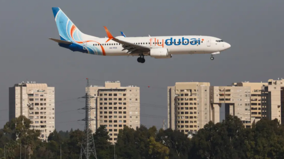 Avión de Flydubai realiza aterrizaje de emergencia; investiga un posible intento de secuestro tras una pelea entre pilotos