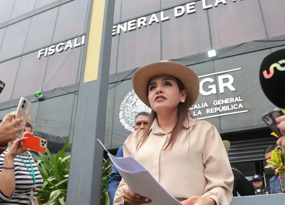 Grecia Quiroz se defiende ante posible detención por no entregar teléfono de Carlos Manzo: “Es solo un celular”