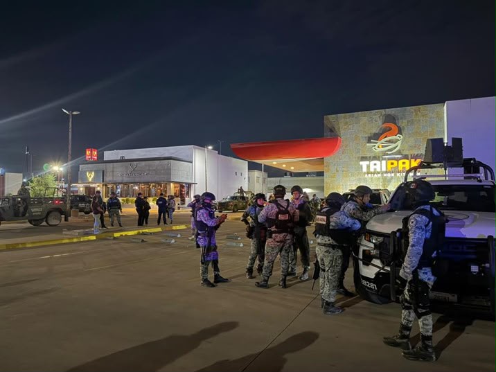 Ataque armado en restaurante de Culiacán deja un muerto y siete heridos; reportan a cantante entre las víctimas