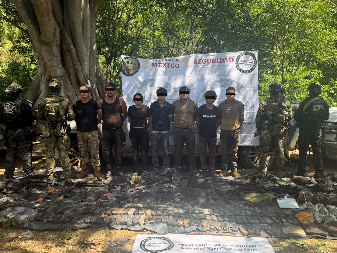 Marina y SSPC enfrentan a convoy armado en la sierra de Mazatlán; detienen a nueve y aseguran arsenal