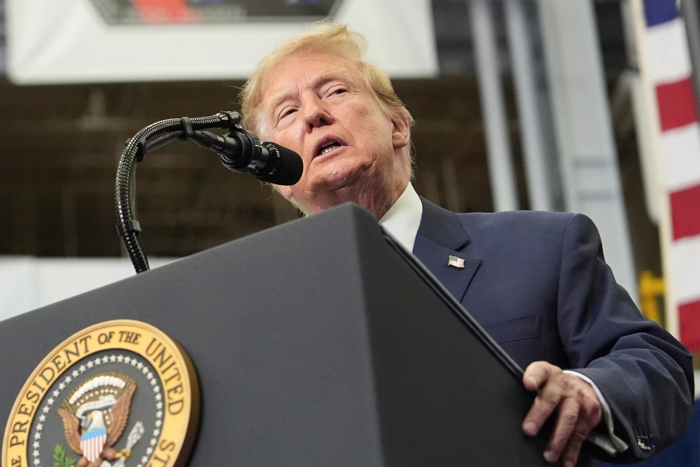 Gobierno de Donald Trump recurre por tercera vez a la Corte Suprema para imponer restricciones al voto por correo