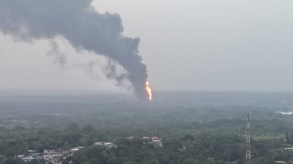 Explosión en planta de sal de Jáltipan, Veracruz, deja tres muertos y un herido grave