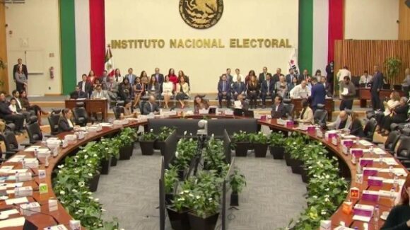 Tribunal ordena al INE incluir a partidos en la comisión ‘antinarco’ para revisar candidaturas