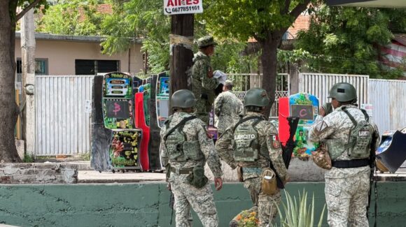 Operativo federal en Culiacán deja aseguramiento de maquinitas tragamonedas clandestinas