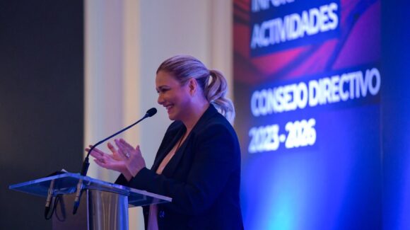 Maru Campos, gobernadora de Chihuahua, justifica su ausencia en el Segundo Informe de Claudia Sheinbaum