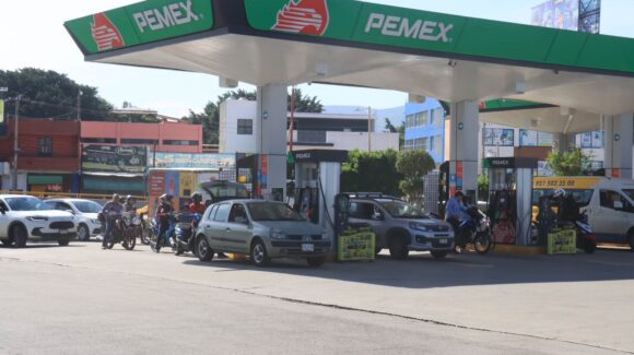 Pemex advierte a la SEC que controles a precios de combustibles pueden afectar sus resultados
