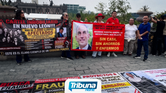 Afectados por Proyectos 9 se manifiestan durante informe de Claudia Sheinbaum en NL