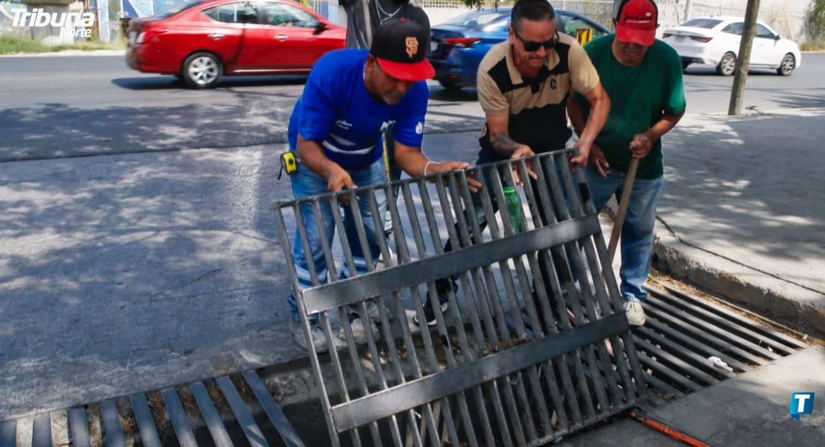 Refuerza Monterrey la limpieza de drenajes y bocas de tormenta