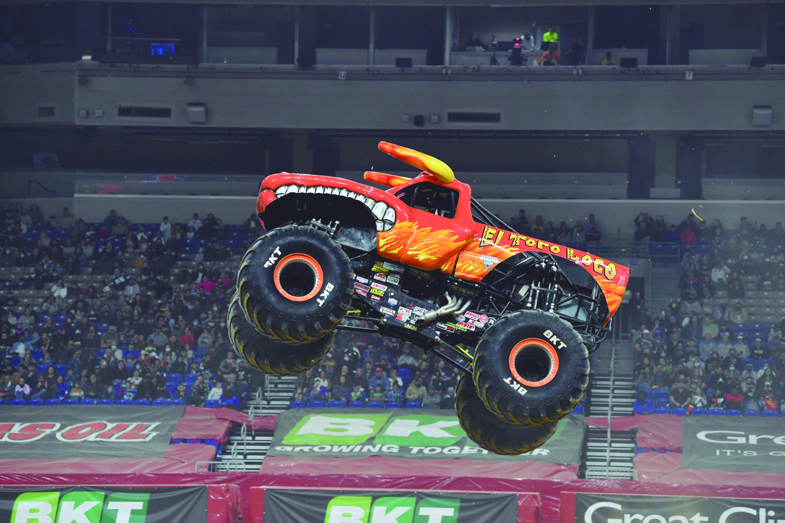 Cinco toneladas de adrenalina y velocidad volarán durante Monster Jam en CDMX