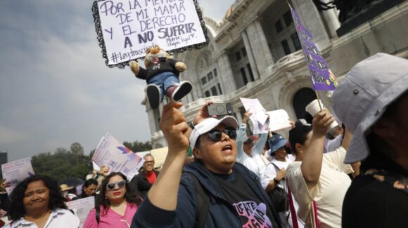 Eutanasia divide a gobierno de la Ciudad de México y a la oposición