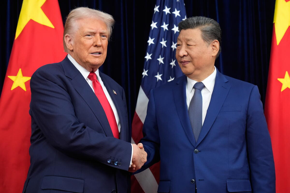 China y Estados Unidos abren canal sobre Inteligencia Artificial y refuerzan comunicación militar tras cumbre entre Xi Jinping y Donald Trump