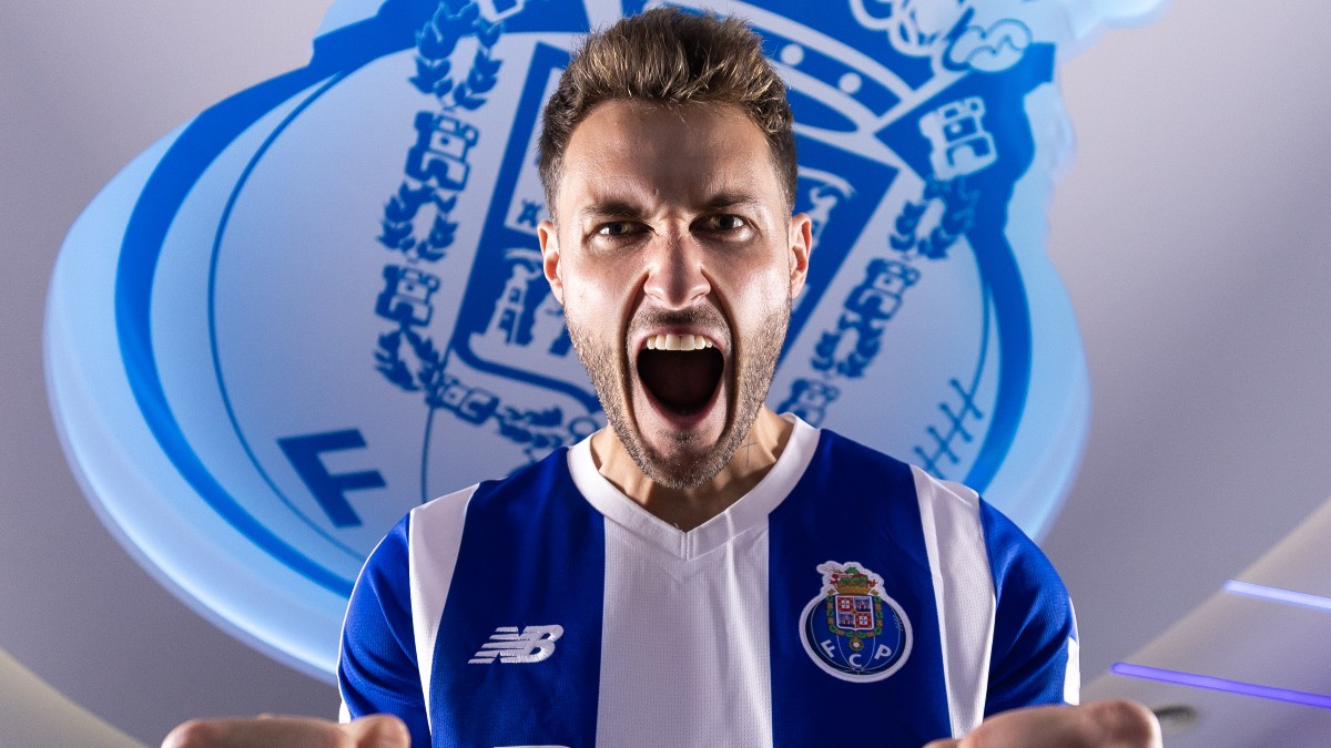 Santiago Giménez debuta con el Porto en la Primeira Liga de Portugal