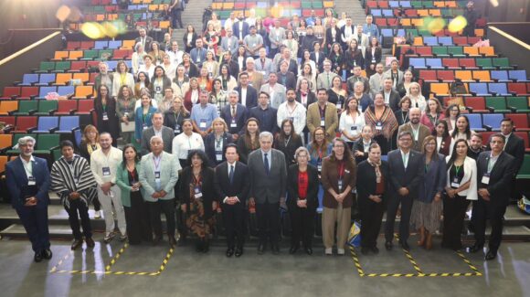 Ciudad de México presenta modelo de Utopías ante 17 países