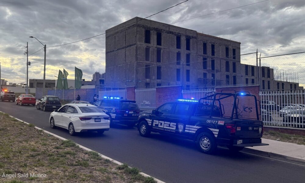 Alumno hiere a cuatro personas con arma blanca dentro de secundaria en Querétaro; todos están fuera de peligro