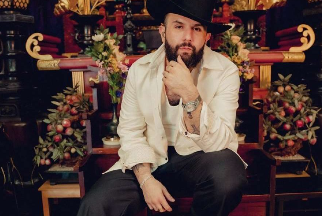 Carín León lanza ‘Live from Japan’, sesión acústica grabada en vivo en templo Shitennoji