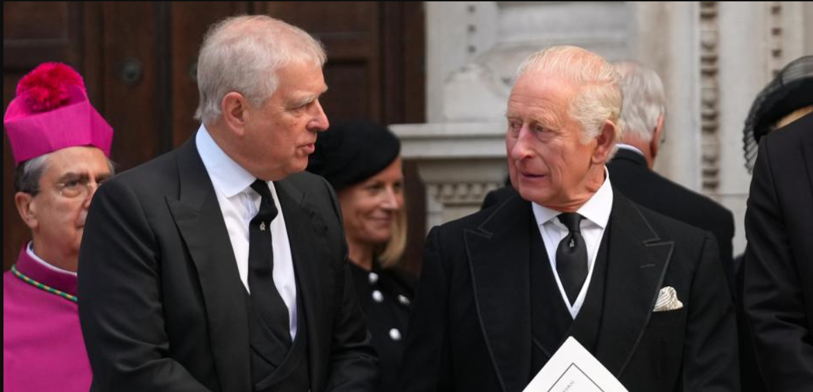 El rey Carlos III prohíbe al expríncipe Andrés Mountbatten-Windsor usar su dinero para financiar batalla legal
