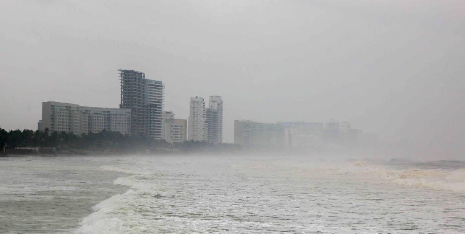 Semar cierra 12 puertos en cuatro estados por tormenta tropical ‘Isaías’