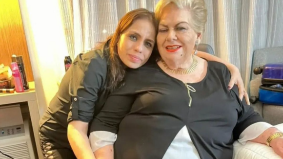 Muere Martha Elena Martínez, hija adoptiva y sobrina biológica de Paquita la del Barrio en Veracruz