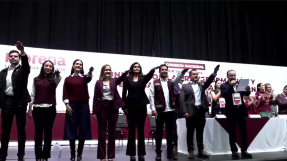Morena toma protesta a sus 17 coordinadores estatales y pide dejar atrás las diferencias internas