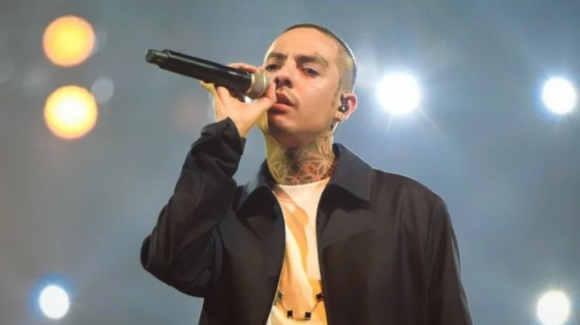 Familia de Natanael Cano lanza mensaje sobre la salud del cantante, tras cancelar su gira