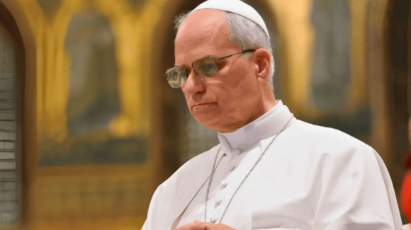 Vaticano confirma que Papa León XIV tiene cáncer de pulmón y que le extirparon el lóbulo inferior del pulmón derecho