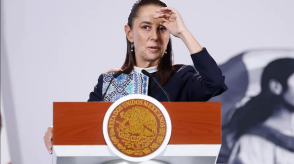 Sheinbaum instruye a Zoé Robledo negociar nuevo aumento salarial con trabajadores del IMSS