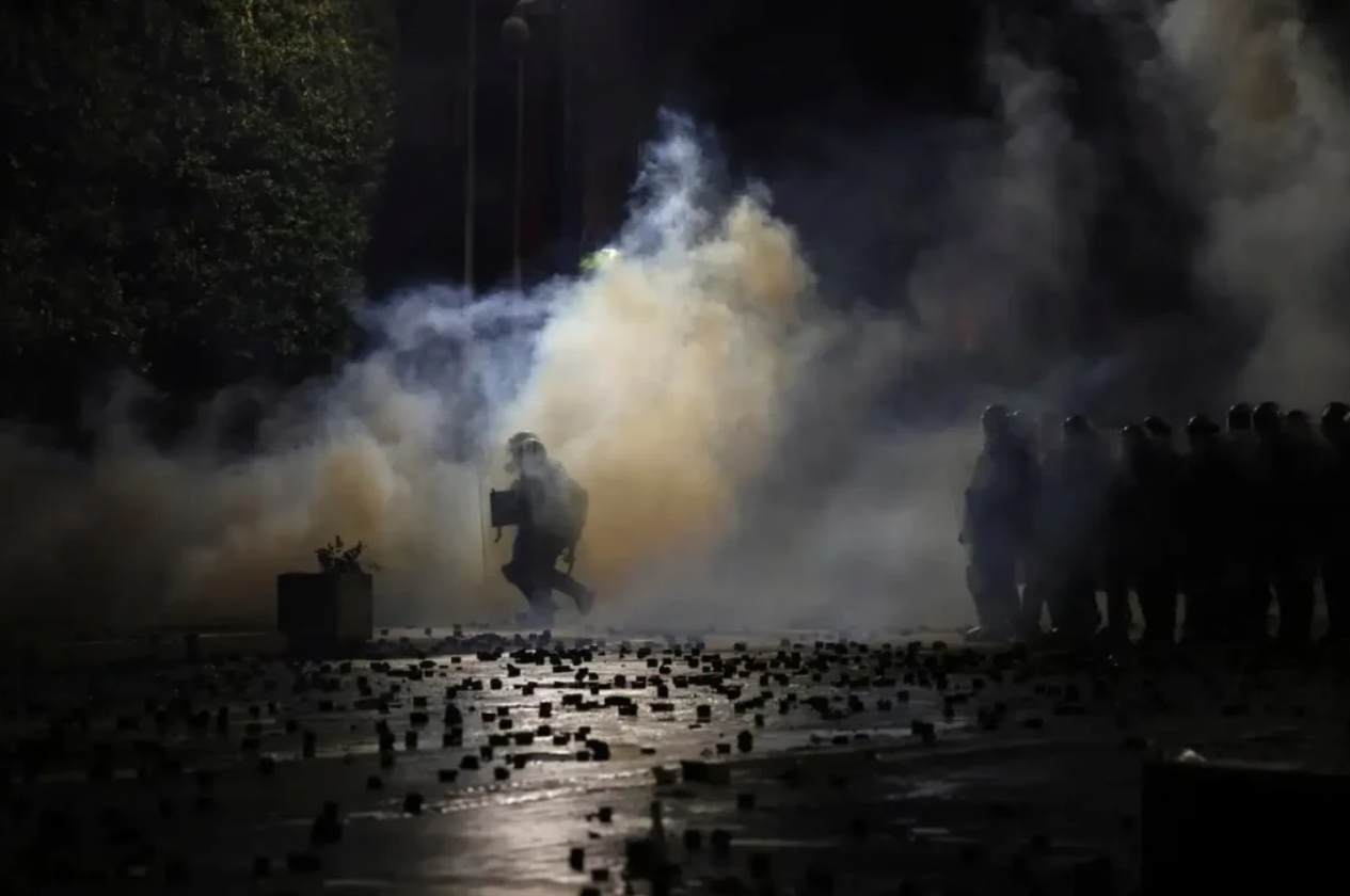 Albania cumple una semana de protestas con 310 heridos y más de 100 detenidos