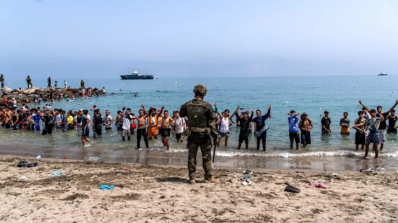 Italia y España levantan controles fronterizos tras tensión por migración en Ceuta