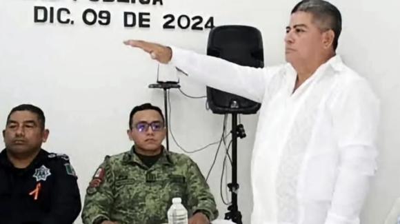 Detienen a Cleofas Juárez Lara, director de Seguridad Pública de Emiliano Zapata, Tabasco, durante el Operativo Enjambre
