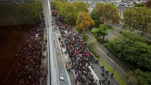 Francia despliega 70 mil efectivos ante nuevas protestas  sociales de chalecos amarillos, estudiantes y sindicatos