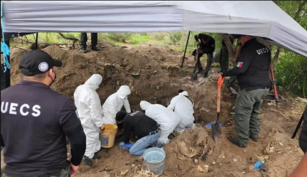 Identifican a 3 de las 5 víctimas halladas en fosa clandestina de Atotonilco de Tula, Hidalgo; 2 cuerpos ya fueron entregados