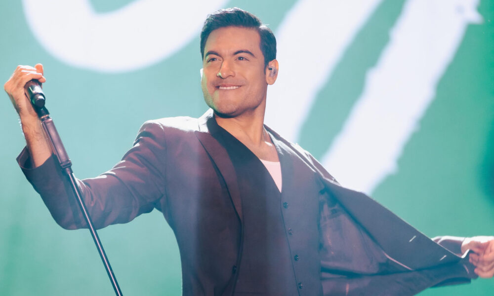 Carlos Rivera pospone conciertos y será operado por una lesión en las cuerdas vocales