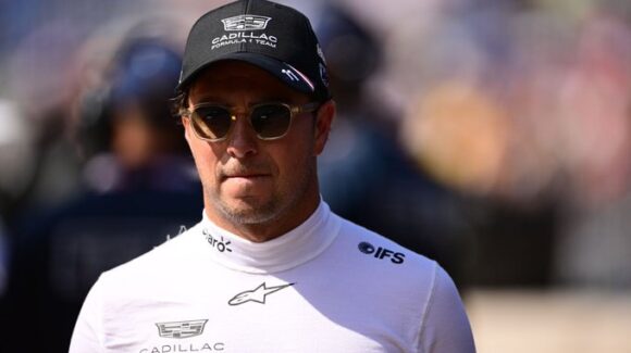 F1: ‘Checo’ Pérez estrenará casco con diseño vaquero en el GP de Estados Unidos con Cadillac