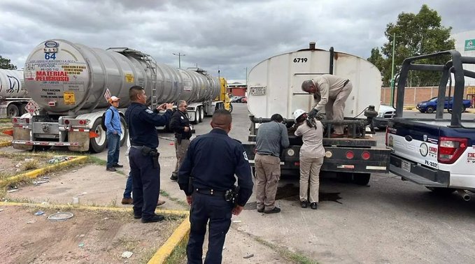 Aseguran en Chihuahua pipa con más de 9,600 litros de gasolina robada valuada en 230 mil pesos