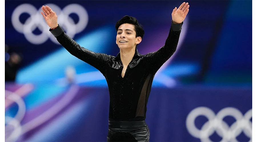 Donovan Carrillo conquista el oro en Escocia y pone en alto el nombre de México