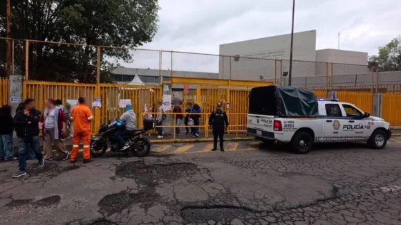 UNAM reporta control en Prepa 1 tras intento de toma y mantiene clases normales