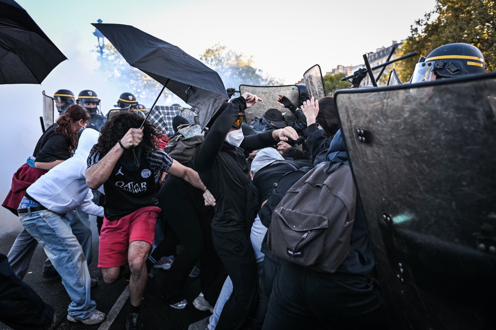 Francia detuvo a más de 5 mil menores de edad en protestas estudiantiles por la educación