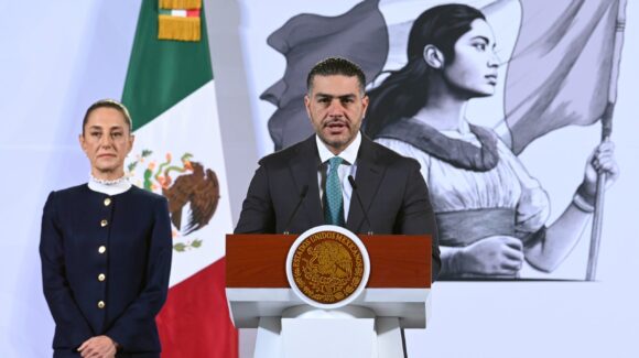 Sheinbaum frena el destape de Harfuch para 2030 y lo atribuye a “futurismos” del PVEM