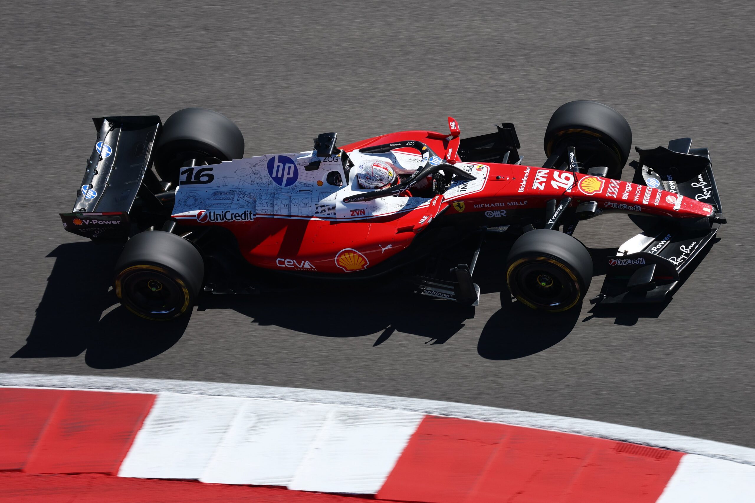 Ferrari ilusiona en el GP de Estados Unidos; Leclerc marca buen ritmo en libres 1 y 2 tras cambios en el SF-26