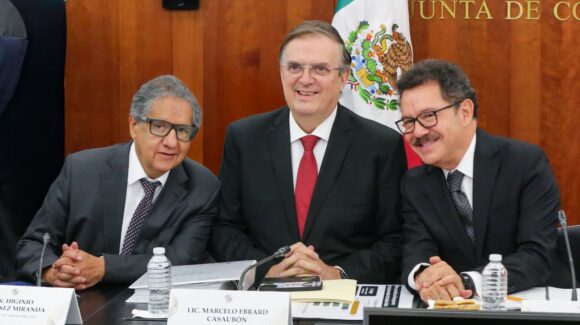 Ebrard reconoce que el T-MEC estuvo en riesgo y alerta por sectores automotriz, acero y aluminio