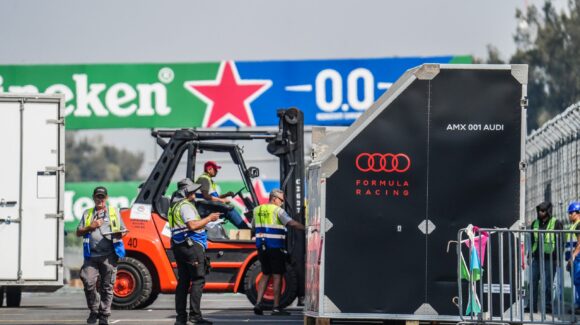F1: Más de 50 toneladas de equipo llegan al Autódromo Hermanos Rodríguez para el GP de la Ciudad de México
