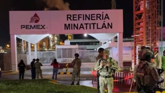 Investigan ataque armado en refinería de Minatitlán, Veracruz, que dejó dos trabajadores muertos