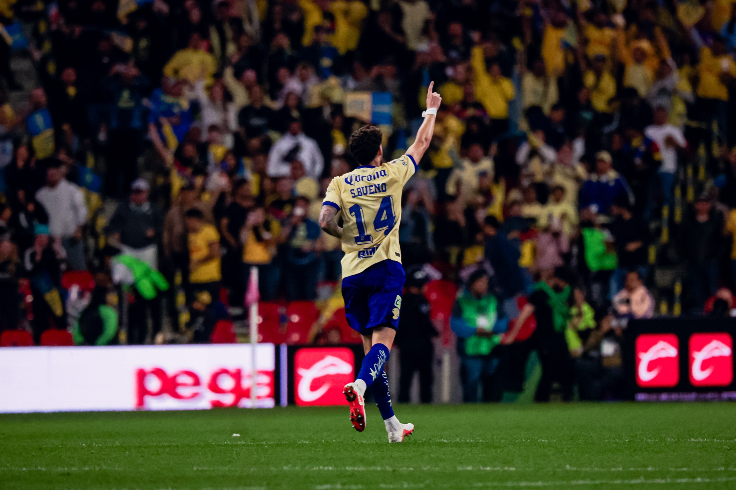 Un clásico capitalino: Las águilas del Club América cumplen 110 años