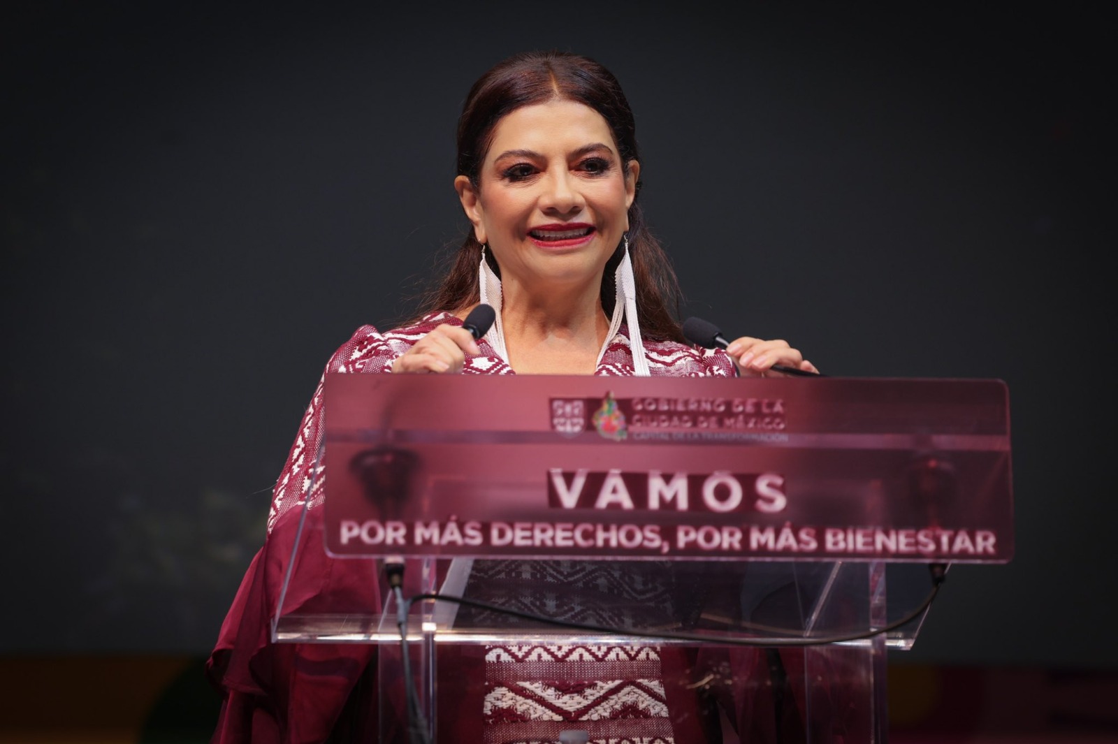Rinde Clara Brugada informe sobre segundo año de gobierno